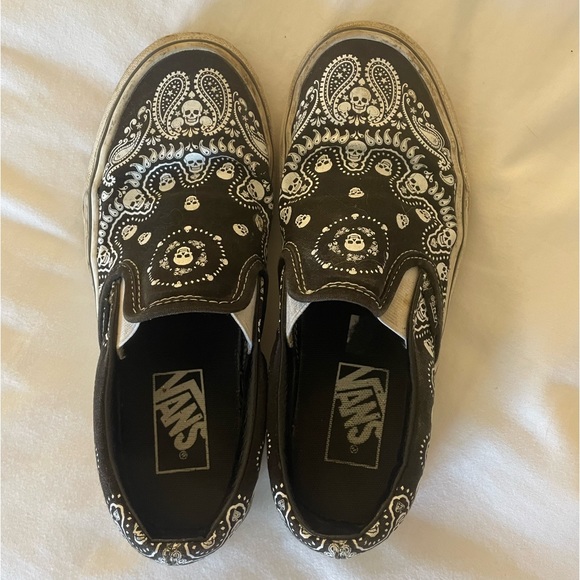 Vans Classic Bandana Print Slip-On - Picture 2 of 5